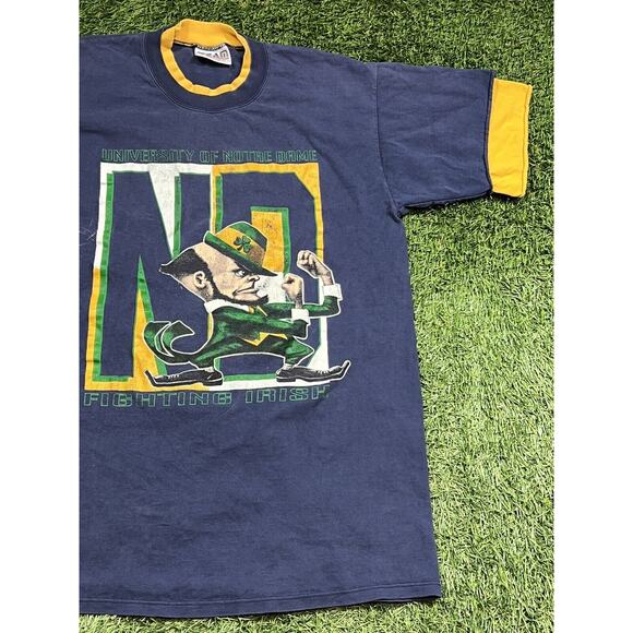 VTG 90's Team Edition Notre Dame Fighting Irish NCAA T-Shirt Men's XL Distressed - Picture 3 of 13
